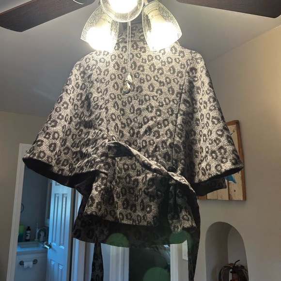 Jacket - Picture 2 of 3